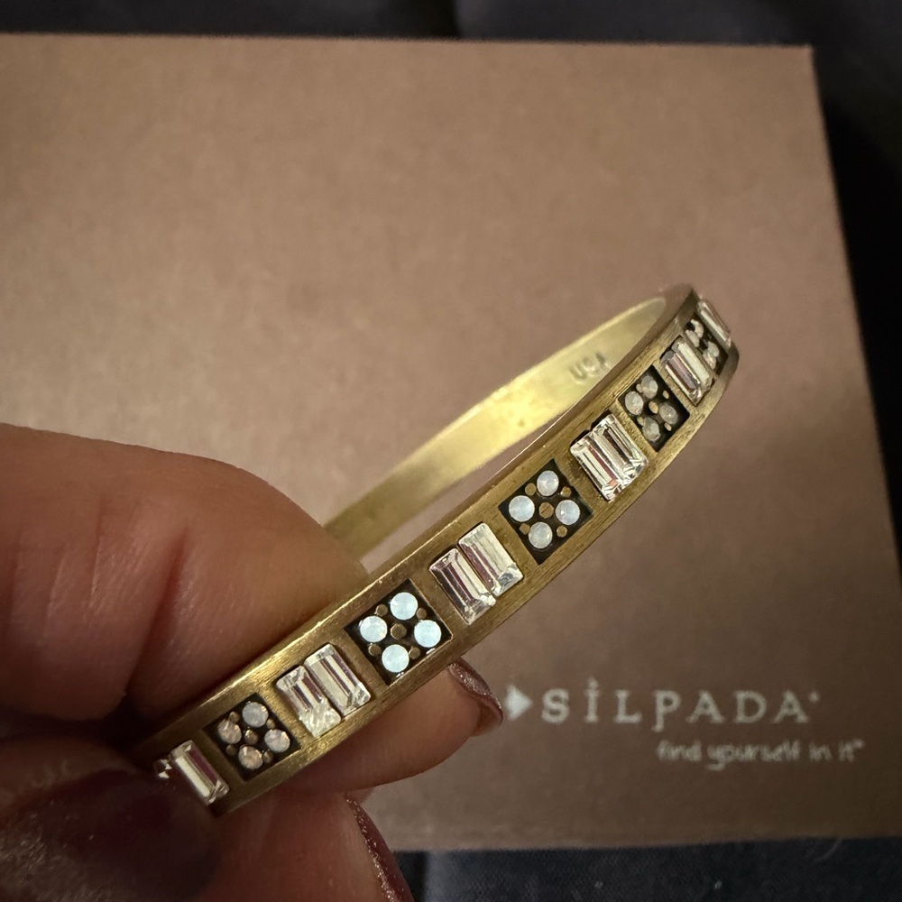 Silpada Gold-Tone Brass Bangle with Swarovski crystal Inset.